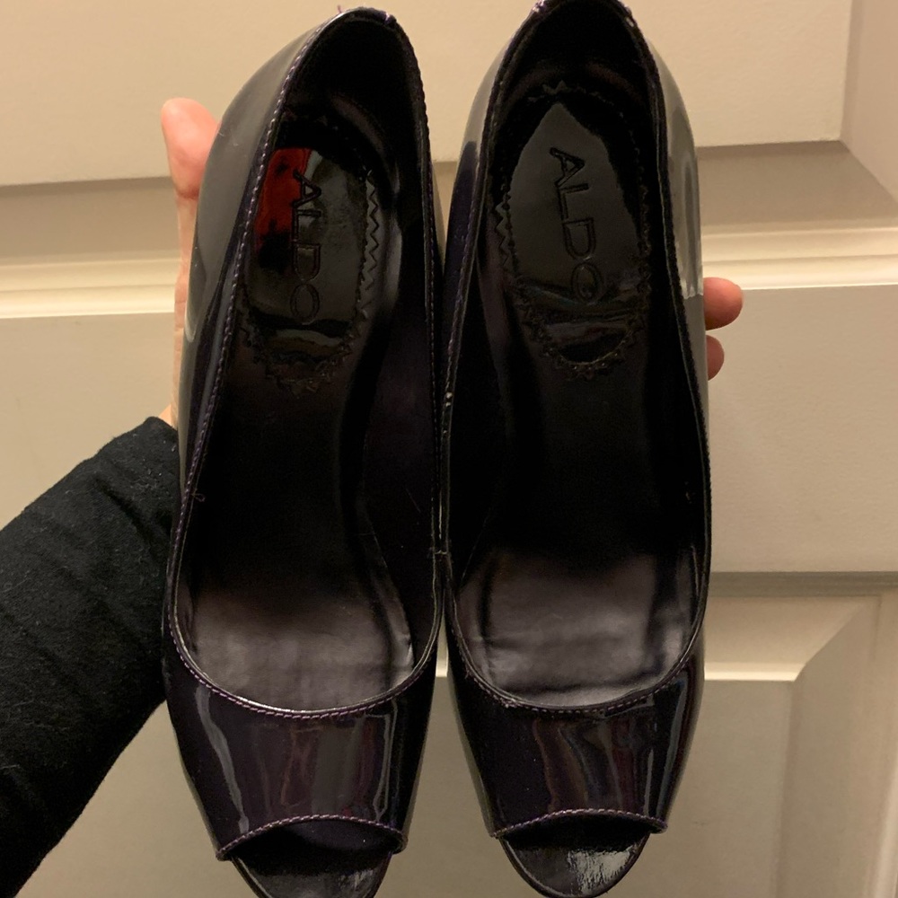Purple vernis heels